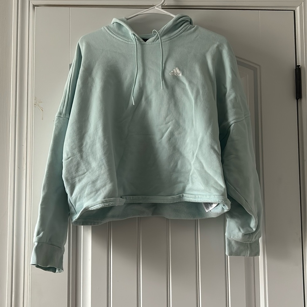 ADIDAS SWEATSHIRT!